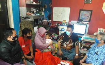 Guru Honorer Mengharap Bantuan untuk Biaya Cangkok Hati Anaknya