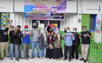 PGRI Garut Kota Bareng Tato Assalam Sukses Menggelar Bazar Hope 2021