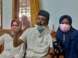 Pensiunan Kepala SMPN 5 Garut, Jadi “Bapak Desa” Margalaksana Periode 2021-2027