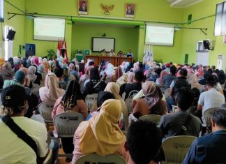 Komite SMKN 1 Garut Menggelar Rapat dengan Orang Tua Siswa