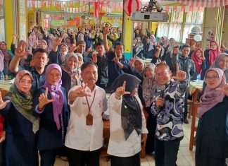 Gugus 1 Tarogong Kidul Mendapat Penguatan Pendidikan Manajemen Berbasis Kelas