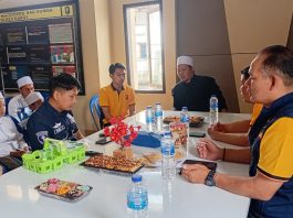 Tunjukan Rasa Kepedulian, Sidokkes Polres Garut Salurkan Sembako ke Santri