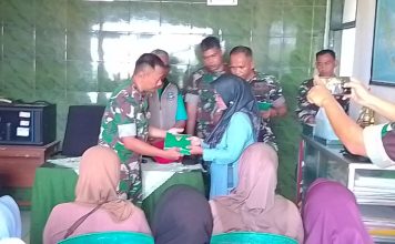 KASAD Berikan Santunan kepada Ahli Waris Korban Musibah Pemusnahan Muhandak di Garut