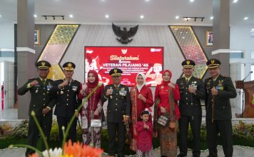 Danrem 062/Tn menghadiri Upacara Peringatan Hari Ulang Tahun ke 80 Proklamasi Kemerdekaan Republik Indonesia Tingkat Kabupaten Garut Tahun 2025