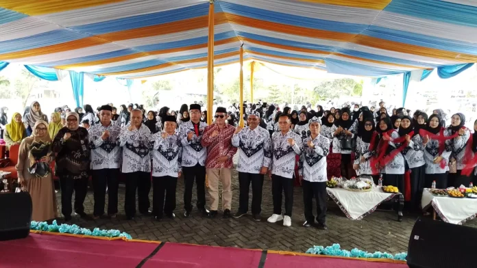 1000252865-6933dec7262cd