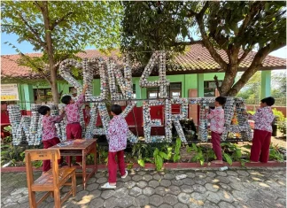 SDN 4 Wanakerta Cibatu Raih Penghargaan Sekolah Adiwiyata Nasional 2025