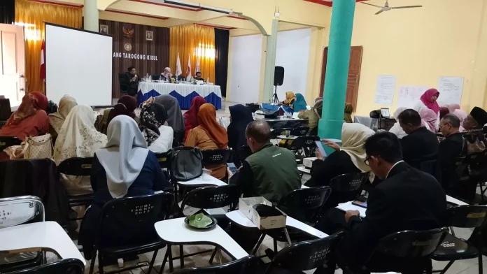 1000326055-696887ebb8e7e