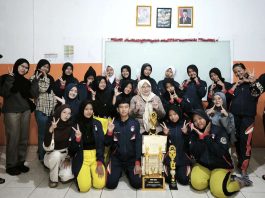 Setahun Kepemimpinan Suryati, SMPN 2 Tarogong Kaler Tunjukkan Perubahan Nyata di Lingkungan dan SDM