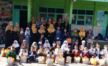 Puncak Gebyar Ramadhan SDN 7 Sukamentri: Simulasi Shalat Idul Fitri hingga Santunan Anak Yatim