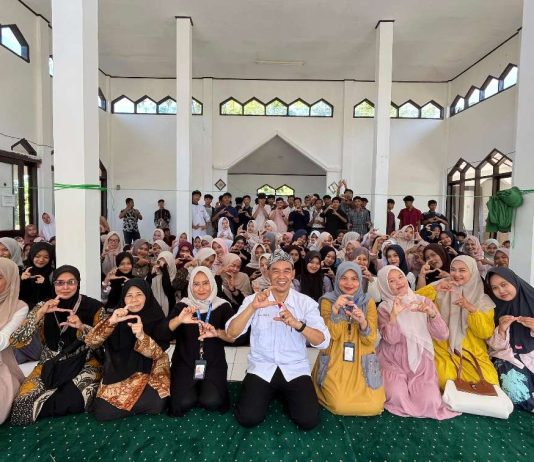 Kolaborasi Sekolah, Siswa, dan Orang Tua dalam Program Kepedulian Sosial dan Cinta Lingkungan