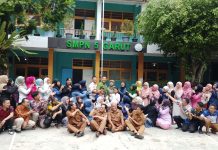 Kepala SMPN 5 Garut Hj. Kartini Purnabakti, Haru dan Doa Warnai Tasyakuran