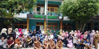 Kepala SMPN 5 Garut Hj. Kartini Purnabakti, Haru dan Doa Warnai Tasyakuran