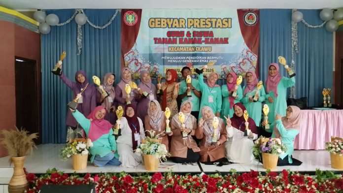 panitia gebyar IGTKI Kecamatan Cilawu