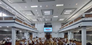Siswa SDN 2 Kota Kulon Kunjungi DPRD Kabupaten Garut, Belajar Peran Lembaga Legislatif