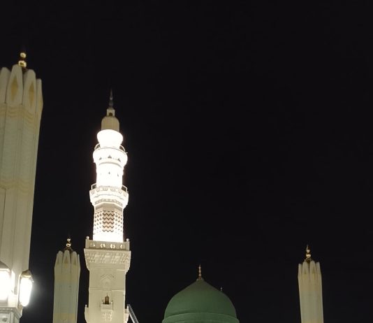 Di Sudut Nabawi (Puisi akrostik)