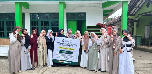 Dari Kelas ke Masyarakat, Siswa SMP Plus Nuurul Muttaqiin Tebar Manfaat Lewat PPL