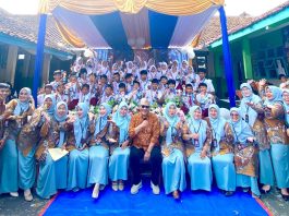 Pelepasan 39 Murid SDN 7 Sukamentri Berlangsung Meriah, Diwarnai Prosesi Tongkat Pora dan Pentas Seni
