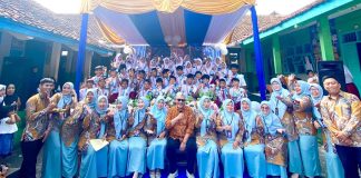 Pelepasan 39 Murid SDN 7 Sukamentri Berlangsung Meriah, Diwarnai Prosesi Tongkat Pora dan Pentas Seni