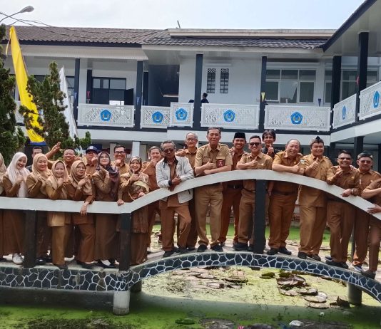 Empat Kepala SMP di Rayon 6 Resmi Laksanakan Sertijab