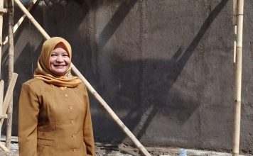 Setahun Setengah Memimpin SMPN 2 Leles, Pitria Susanti Menata Sekolah di Tengah Beragam Tantangan