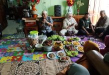 Kepala SDN 1 Sukabakti, Ate Masdar Gelar Tasyakuran Purnatugas