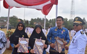 Aksi Berbagi dan Penghargaan Warnai Semarak HUT ke-81 RI di Kecamatan Cibalong