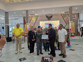 SD Muhammadiyah 2 Garut Kota Tampil Membuka Semarak HUT ke-81 RI di Pendopo Garut