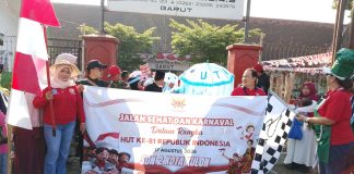 Jalan Sehat dan Karnaval SDN 2 Kota Kulon Semarakkan HUT ke-81 RI
