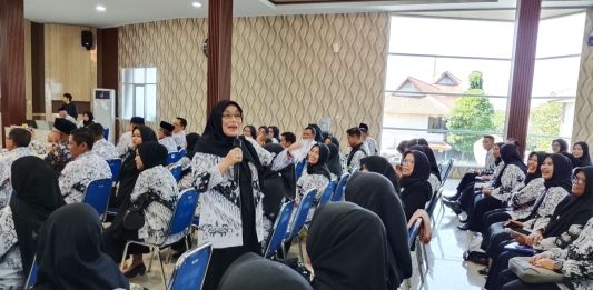 PGRI Garut Buka Pembinaan Profesi Guru, 252 Guru S1 dari 42 Kecamatan Ikuti Penguatan Kompetensi