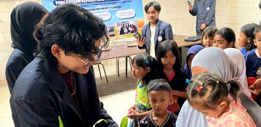Panen Sayuran Tutup KKN Konversi UIN SGD Bandung