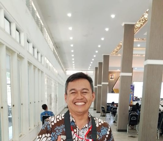 Di Balik Lensa LCC SMP Garut 2026, Bidikan H. Ajang Tedy Mukti Mengabadikan Setiap Momen