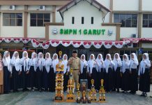 SMPN 1 Garut Kembali Juara Umum LOBB Nawasena Mahakarya, Borong Sejumlah Penghargaan