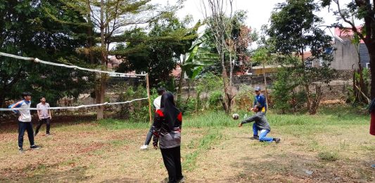 Ranting 2 PGRI Garut Kota Gelar Latihan Perdana Voli, Siapkan Tim Hadapi Lomba Antar-Ranting