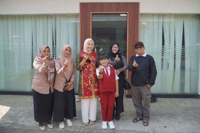 Reynand bersama Wakil Bupati Garut