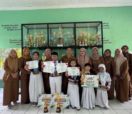 Murid SD Kartika XIX-3 Garut Borong Prestasi di Kejuaraan Renang Piala Kadisdik 2026