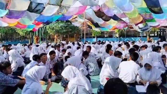SMPN 1 Pameungpeuk Kokurikuler