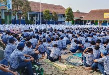 SMPN 2 Samarang Perkuat Karakter dan Literasi Murid melalui Bucama