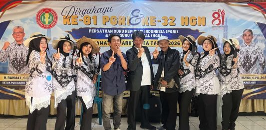 Ranting 14 SMPN 5 Garut Juara Lomba Sambung Lirik PGRI Garut Kota 2026